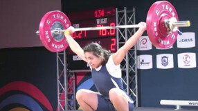 16-годишна българка с пето място на европейското по вдигане на тежести
