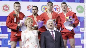 Трофей и още три медала за България на Европейското по Самбо 