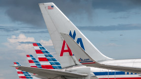 American Airlines съкращава полети до Европа заради закъснения в доставките на Boeing