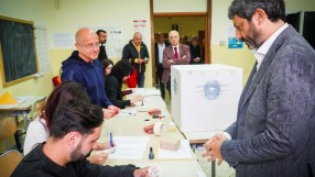 Започнаха предсрочните избори в Италия