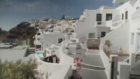 Високите цени в Гърция прогониха дори богатите туристи