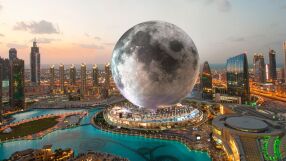Строят огромен хотел-Луна в Дубай
