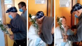 Трогателно видео: 102-годишен мъж носи цветя на съпругата си в болницата