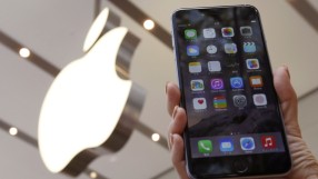 Apple намаляват производството на iPhone заради войната в Украйна 