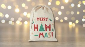 Магазин пусна коледни торбички с шунка „Merry Ham-mas“. Еврейска асоциация отговори
