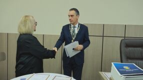 Бургаският кмет се закле, общинският съвет – отива в съда