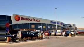 Продават първия мол в Бургас 