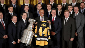 Барак Обама прие хокейните шампиони от 