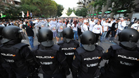 Сблъсъци между полски фенове и полиция преди 