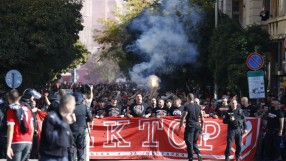Феновете на ЦСКА тръгнаха към стадиона за дербито (ГАЛЕРИЯ)