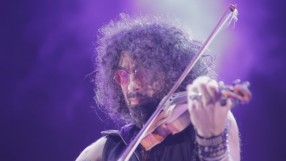 Лудия цигулар Ара Маликян мечтае да свири българска народна музика