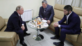 Путин към бащата на Нурмагомедов: Не го наказвай прекалено строго