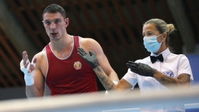 Белберов и Ибаниес на осминафинал на световното по бокс