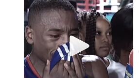 Непоказвано ВИДЕО: Мейуедър плаче след загубата от Сарафа