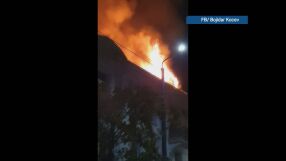Голям пожар на централен булевард в Пазарджик