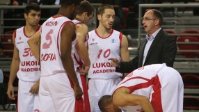 Победа и загуба за българските отбори в баскетболните евротурнири