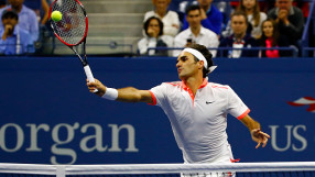 Роджър Федерер се завърна на корта с победа