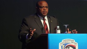 ФИФА наказа президента на карибския футбол заради корупция