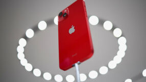 Заради намалено търсене: Apple се отказва да произвежда голямо количество iPhone