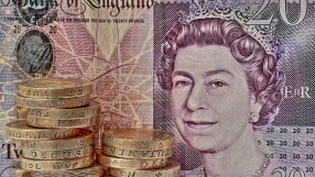 В Англия има повече от 4,7 млн. банкноти с кралицата. Всички те ще бъдат сменени