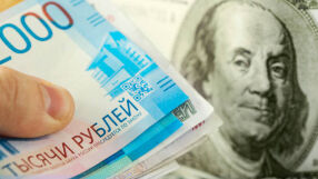 След речта на Путин: рублата претърпя срив, а доларът достигна нов връх