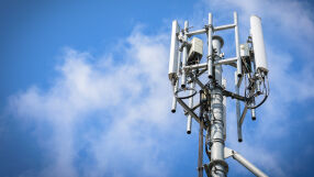 Могат ли мобилните мрежи да спрат заради недостига на ток през зимата? 