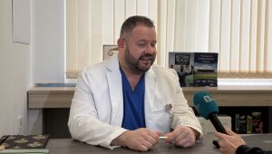 Снимка: Д-р Мариян Добрев: Залежаването вкъщи е пагубно за децата! (ВИДЕО)
