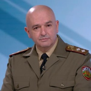 Снимка: Ген.-майор Венцислав Мутафчийски: Предстоят ни едни много напрегнати времена