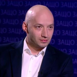 Снимка: Защо?: Гост е Димитър Ганев