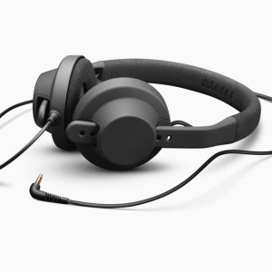 Снимка: KiBiSi създадоха дизайна на слушалките AIAIAI TMA-1 X