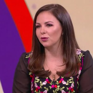Снимка: Младата певица Светла Дукатева - между сцената и класната стая