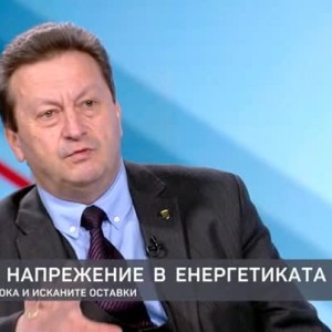 Снимка: Таско Ерменков за високото напрежение в енергетиката