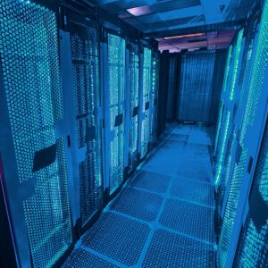 Снимка: CooliceHost: Защо нашия облачен хостинг е предпочитано и междинно решение между...