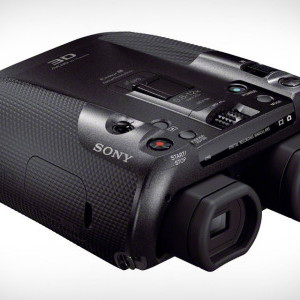 Снимка: SONY DEV-50 DVR - дигитален бинокъл за спомени