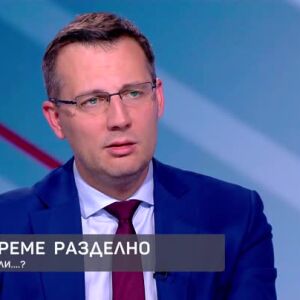 Снимка: Станислав Анастасов: Днес съм го хванал как звъни на кадри на ДПС да ги заплашва,...