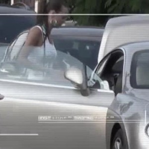 Снимка: Звездни жени с нови коли