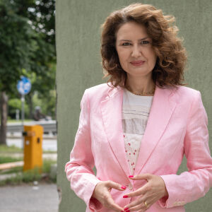 Снимка: Kristina Baksanova: Understanding the meaning of television