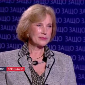 Снимка: Защо?: Гост е Елена Поптодорова