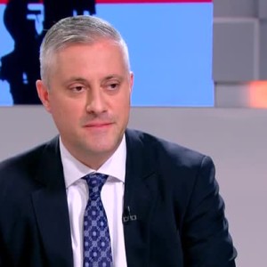 Снимка: Лукарски: Ако някой трябва да контролира какво се случва със собственика на „Булгартабак”,...