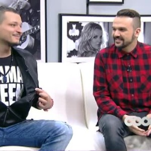 Снимка: Графа и DJ BORCHE преди концерта в "Арена Армеец"
