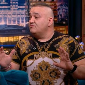 Снимка: Певецът на борците Радо Шишарката