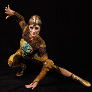 Снимка: Българската акробатка от Cirque du Soleil Нанси Дамянова идва за първи път у нас