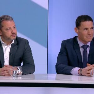 Снимка: Предизборен дебат между Константин Проданов от „Прогресивна България“ и Делян Добрев...