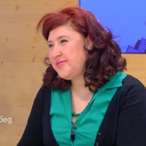 Снимка: Колко пъти една българска писателка започва да живее отначало?