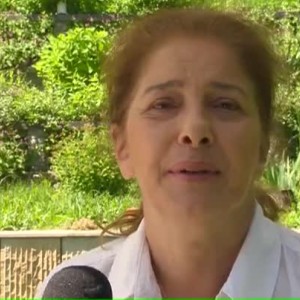 Снимка: Актрисата Катерина Евро се оплака от кражба на кучешка колибка