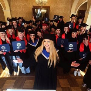 Снимка: Българска академия дипломира MBA лидери в сърцето на Прага