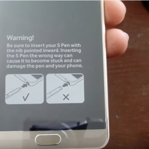 Снимка: Galaxy Note 5 вече предупреждава изрично за проблема с писалката