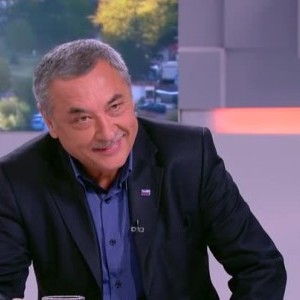 Снимка: Кой как разиграва картите в президентската надпревара и кой държи коза?