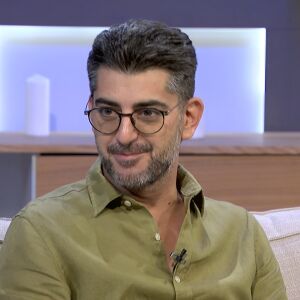 Снимка: Александър Кадиев за надеждите, страховете и предстоящото раждане на своя син –...