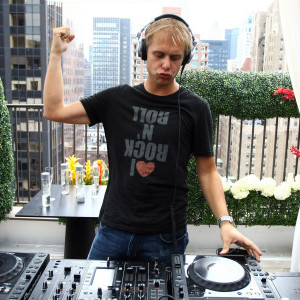 Снимка: Уъркшоп на Армин Ван Бюрен с M1X-DJ